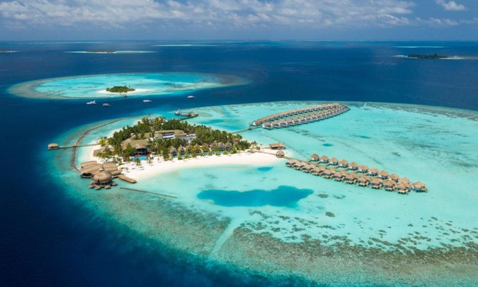 Maafushivaru Complejo | OUTRIGGER Maldives Maafushivaru Resort - 25 percent discount on transfers for min 4 nights stay and more, valid for reservations between 01 July till 22 Dec 2025