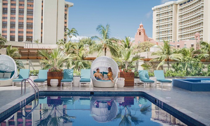 Waikiki Hotel | OUTRIGGER Waikiki Beachcomber Hotel