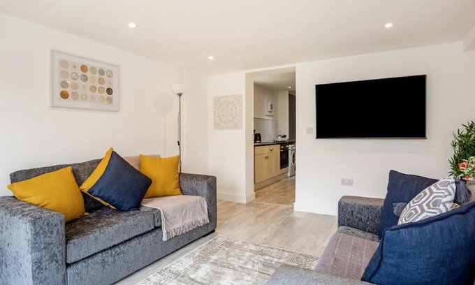 Windsor Casa | Outstanding 6 Sleeper - Great Location - Legoland