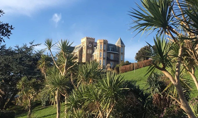 Hele Apartamento | Outstanding Idyllic Ilfacombe seaside 2-bedroom apartment with sea views