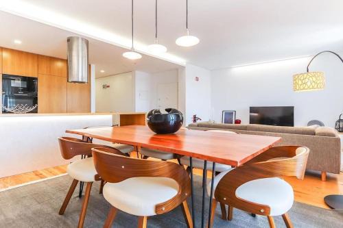 Santos Apartamento | Outstanding Santos Spacious 2 Bedroom Apt w AC