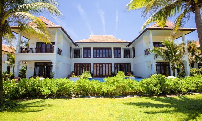 Ngu Hanh Son Villa | Outstanding Villa In Beach Resort