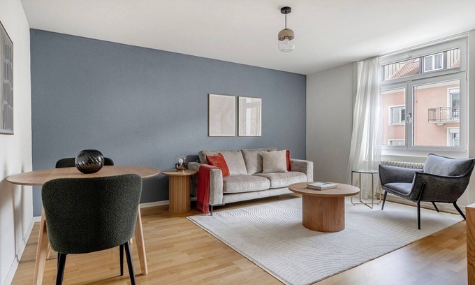 Sihlfeld Apartamento | Outstanding Wiedikon 1BR w/ Private W/D, near Shops, by Blueground