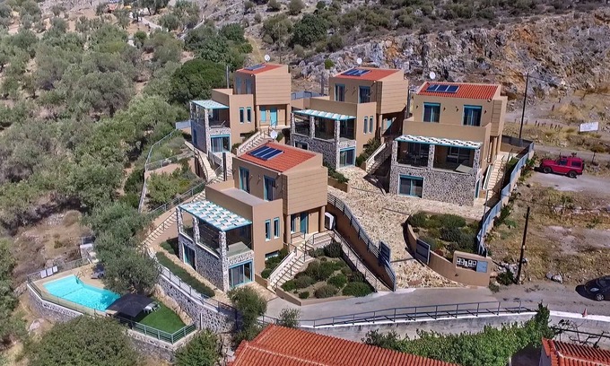 Plomari Casa | Villas Ouzo 2, Villa 3BR en Ag. Isidoros Plomari Lesbos
