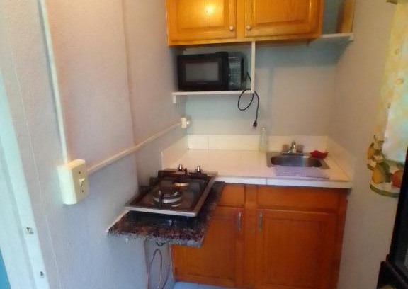Nassau Apartamento | Overflow Blessings Place