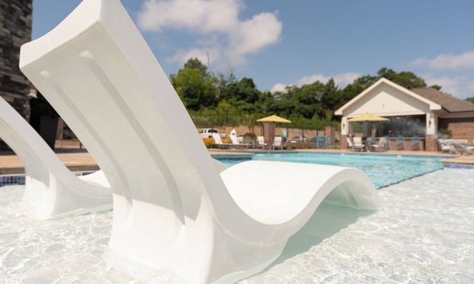 Farragut Apartamento | Overlook 5106 I Resort Style Living I Parking