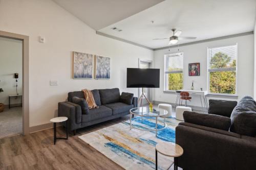Farragut Apartamento | Overlook 6303 I Modern Resort Style Living
