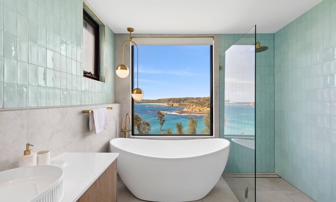Malua Bay Casa | Overlooking McKenzie's Beach & Pretty Point @ Malua Bay | Luma Vista