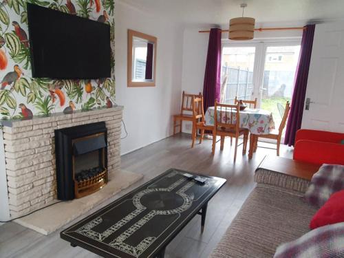 Bicester Apartamento | Owl Haven: Comfortable central 3 bedroom house, with an enclosed garden.