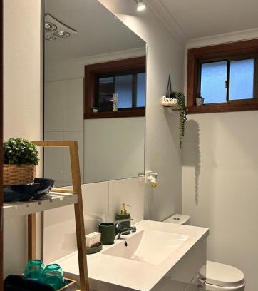 Cowes Casa | OwLHouse on Island