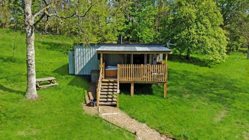 South Molton Cabina | Owls Nest Lodge