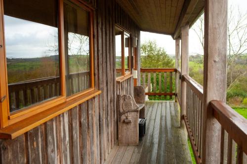 Lampeter Casa | Owls Roost Eco Lodge Apartment Lampeter