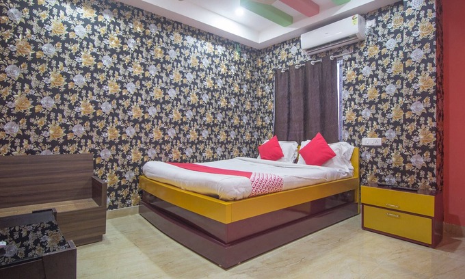 Siliguri Casa | OYO 10462 Smriti Guest House