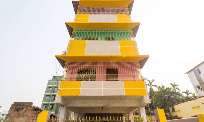 Mukundapur Hotel | OYO 11379 Jams Guest House