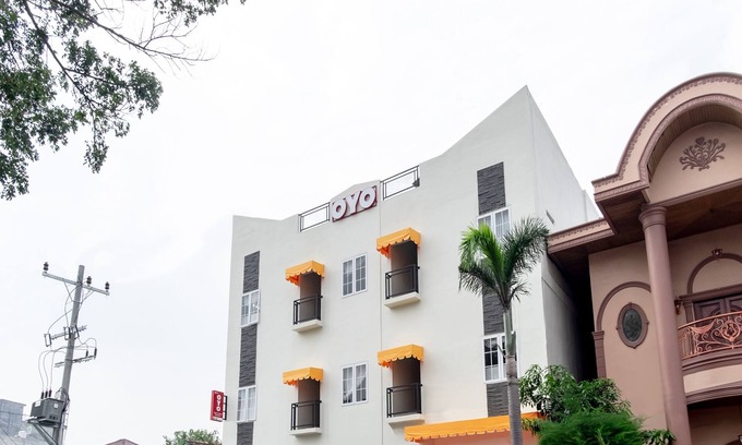 Medan Hotel | OYO 1185 Bukit Toedjoeh Residence Syariah