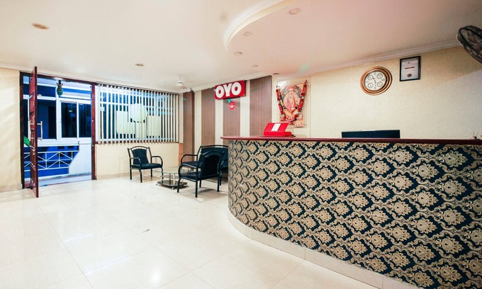 Hyderabad Hotel | OYO 15140 Hotel Priya Residency