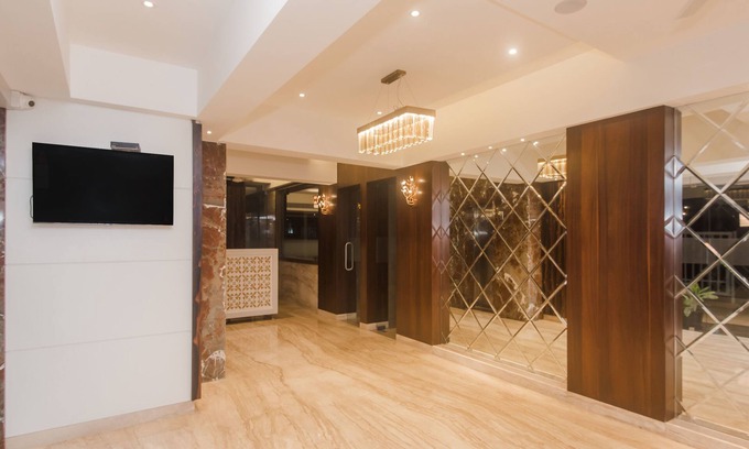 Vasai West Hotel | OYO 16718 Hotel Aditya Residency
