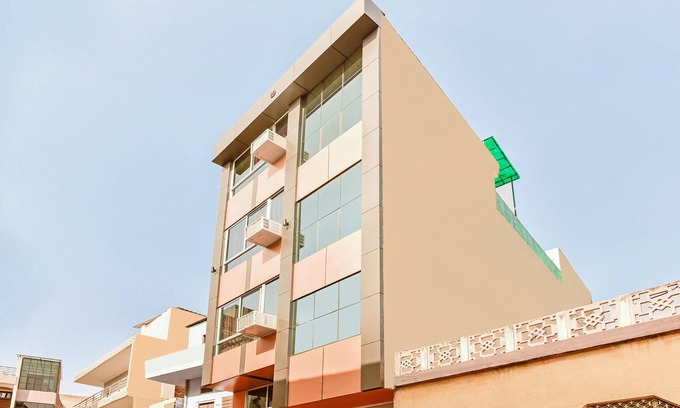 Gopalbari Hotel | OYO 28054 Hotel Suraj Villa