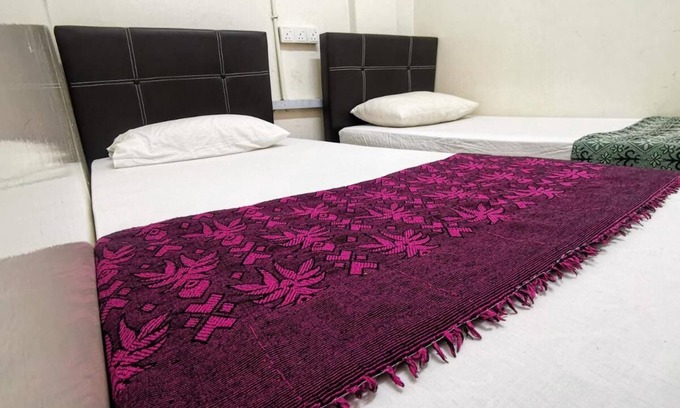 Historic George Town Hotel | OYO 90838 Ros Heritage Motel