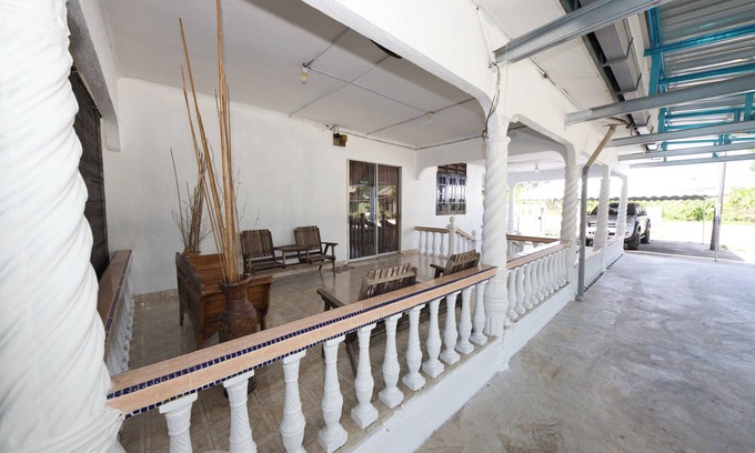 Chukai Casa | OYO 90990 Sri Tempurung Homestay
