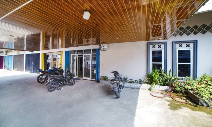 North Labuhanbatu Hotel | OYO 91224 Brayan Guest House