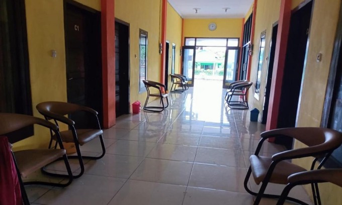 Sumenep Hotel | OYO 91232 Hotel Garuda