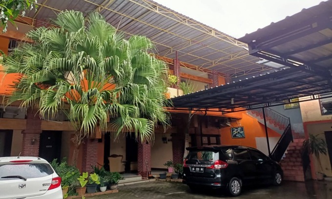 Sumenep Hotel | OYO 91232 Hotel Garuda