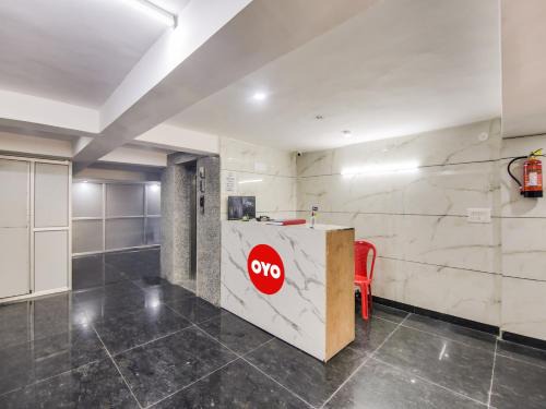 Azadpur Hotel | OYO Flagship Hotel Apple Guest House