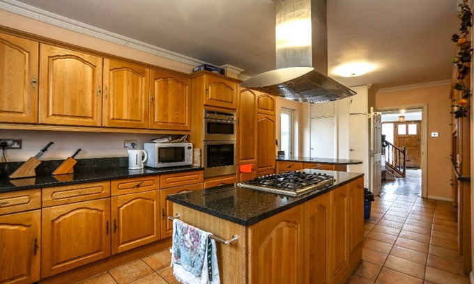 Oakleigh Hotel | Guest House Ellipse