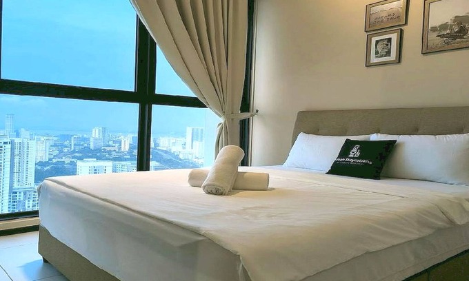 George Town Hotel | OYO Home 90948 Irishe Homestay Penang City Seaview