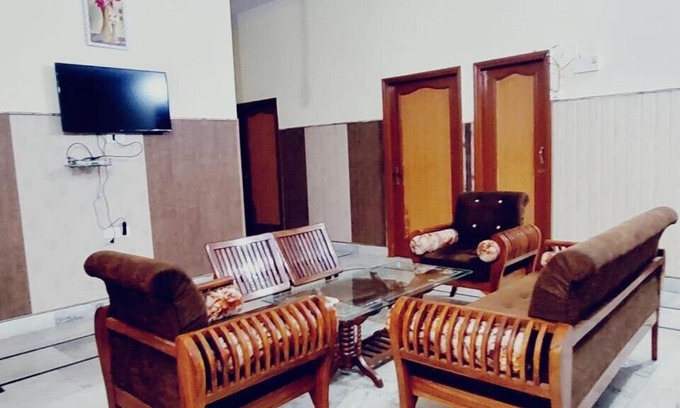 Amritsar Apartamento | OYO Home Royal Villa
