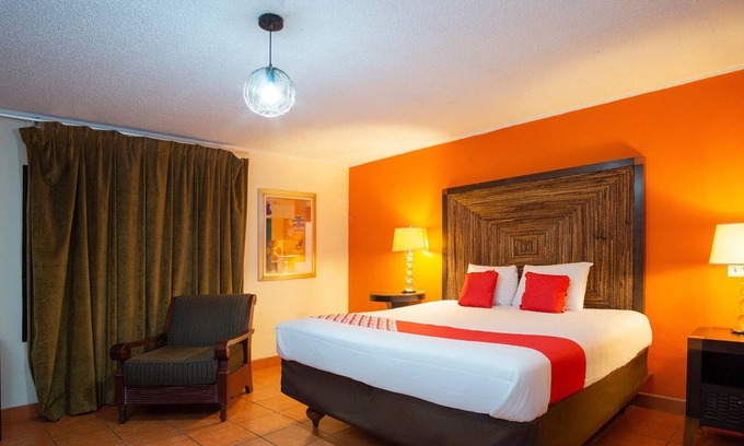 Predios Urbanos Hotel | OYO Hotel Hacienda Don Luis, Rosarito