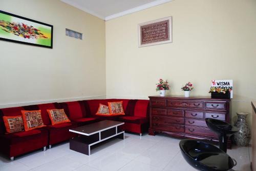 Wonosari Hotel | OYO Life 3003 Wisma Handayani Syariah