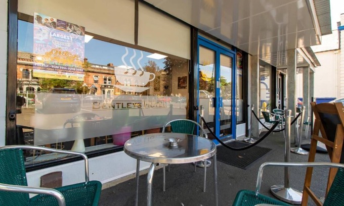 Newcastle-upon-Tyne Casa | OYO The Bentleys Hotel