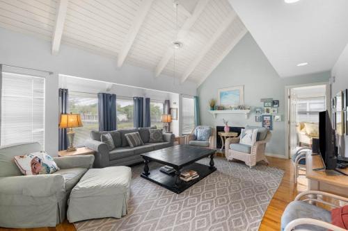 Litchfield by the Sea Casa | Oyster Catcher Oasis 3BR Villa Roof Top Balcony