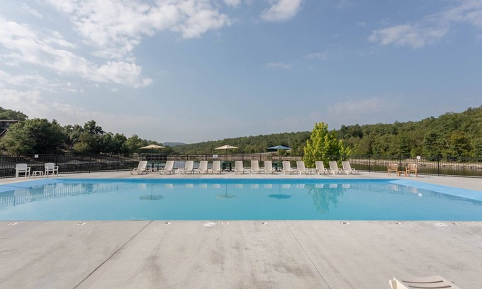 Branson West Condominio | Ozark Comfort 3 Bedroom Condo by RedAwning