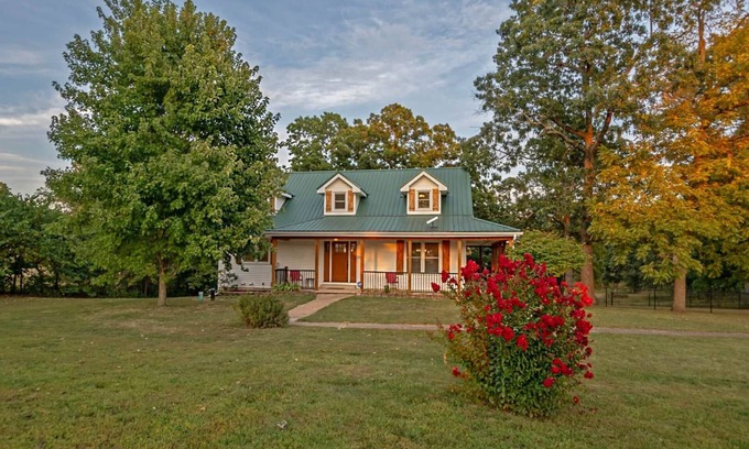 Camdenton Casa | Ozark Hills Hideaway