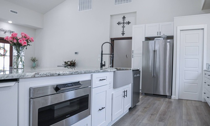 Bruno Casa | Ozark Mountains Tucker Hollow Retreat!