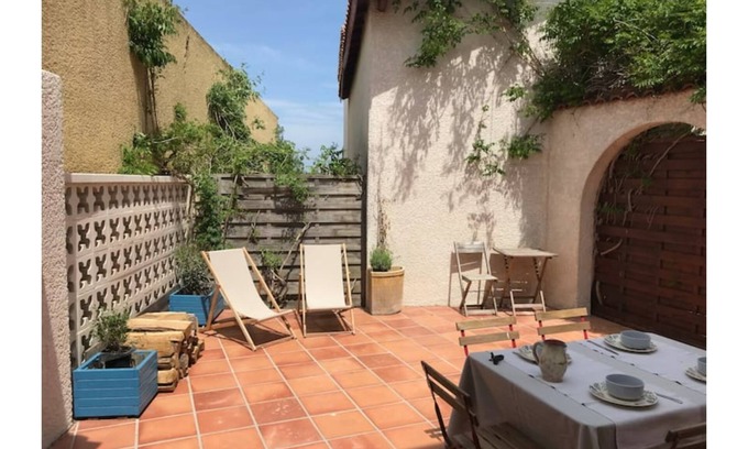 Perols Casa | Pérols, Les Cabanes Maison 90m2 au Bord de L'étang