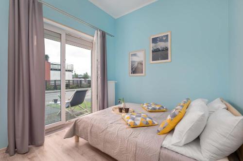 Darlowko Apartamento | Północna Apartament Darłowo Sypialnia, Taras & Parking by Noclegi Renters