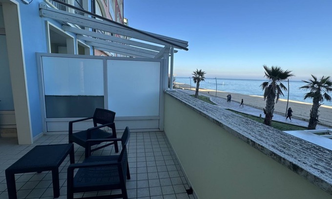 Loreto Apartamento | P046 - Porto Recanati, wonderful sea front three-room apartment