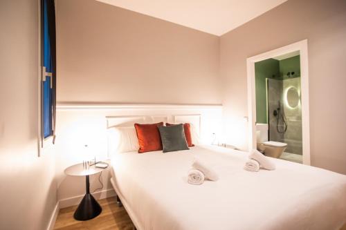 La Sagrada Familia Apartamento | P3MAL1076- Beautiful 2BR newly refurbished