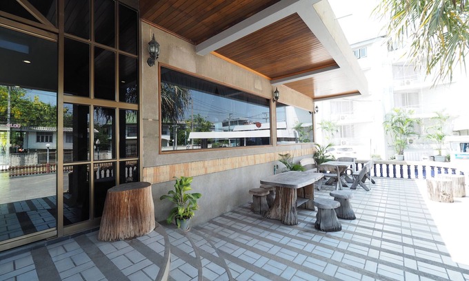 Suphan Buri Hotel | Pachara Hotel and Restaurant