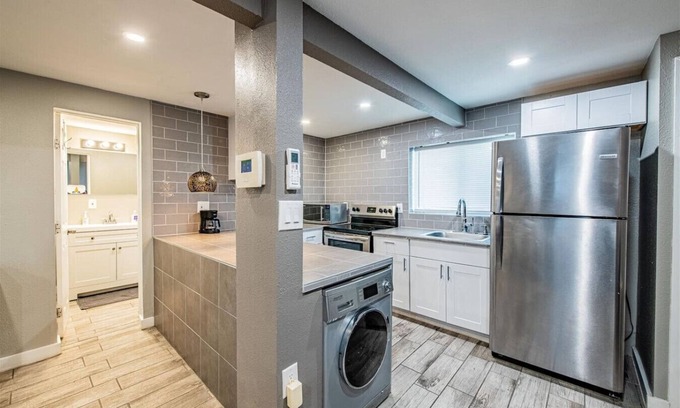 Barelas Casa | Pacific Edge D - studio