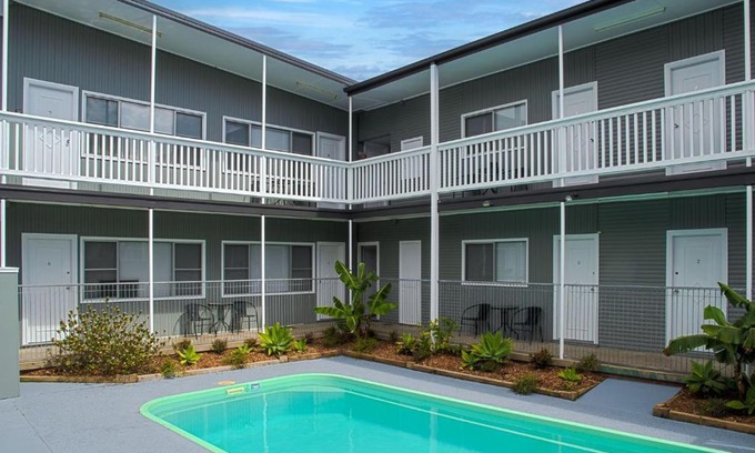 Forster Hotel | Pacific Motel 09