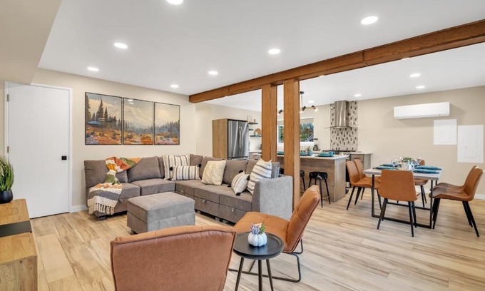 Tukwila Apartamento | Pacific Northwest Retreat Duplex 3min from Seattle