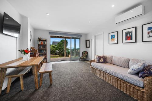 Army Bay Apartamento | Pacific Ocean Breezes