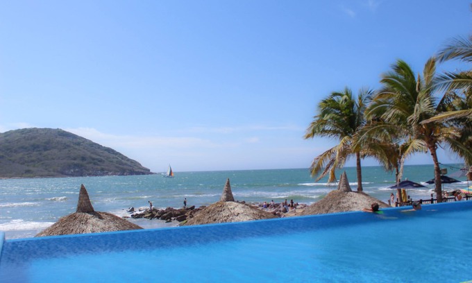 Zona Dorada Hotel | Pacific Palace Beach Tower Hotel