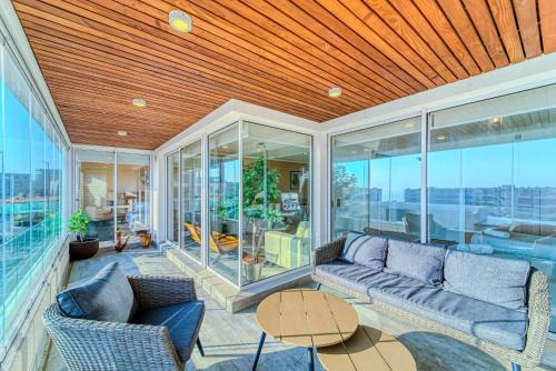 Yeco Apartamento | Pacific Retreat 4D con Terraza y Salida a Playa