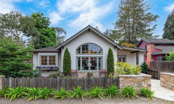 Northeast Carmel Casa | Pacific Serenade: Brand New Remodel